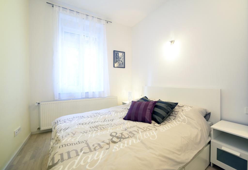 Cosy Central Apartment Zagabria Esterno foto
